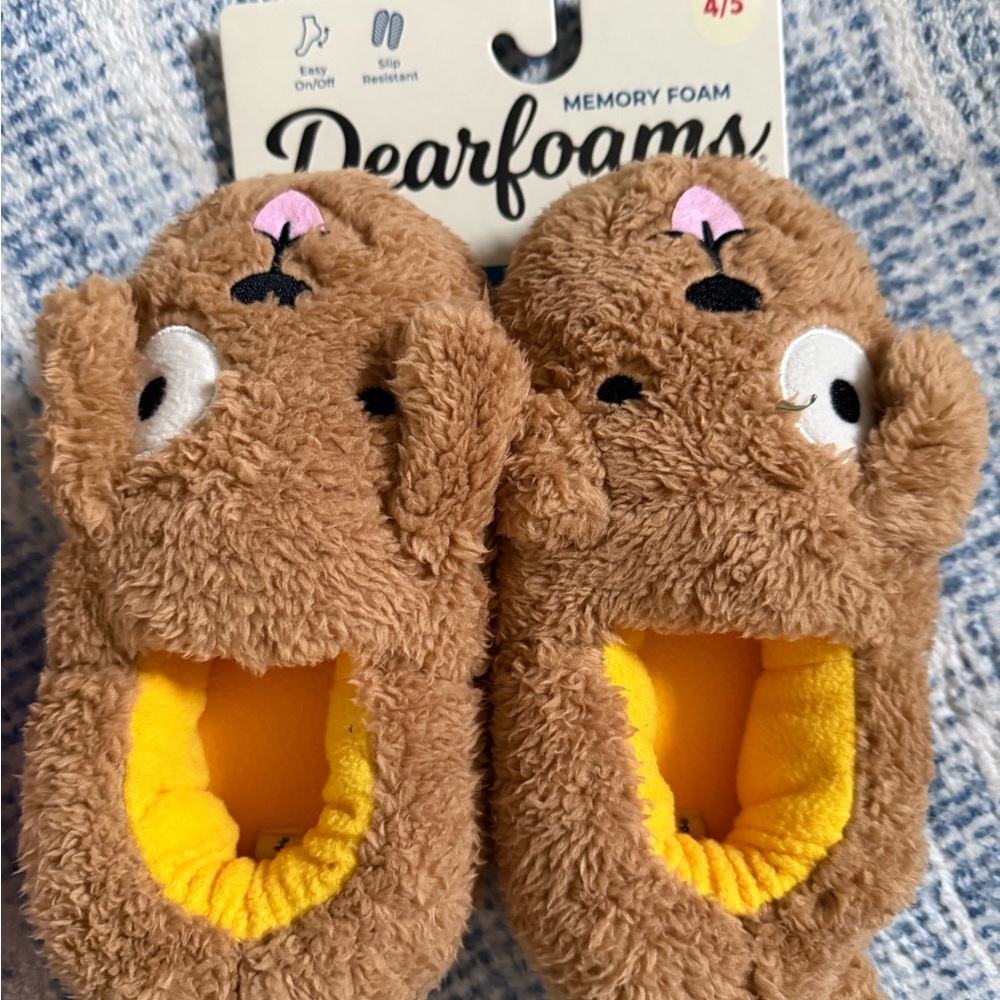 Dearfoams Tan Slippers with Gold Soles